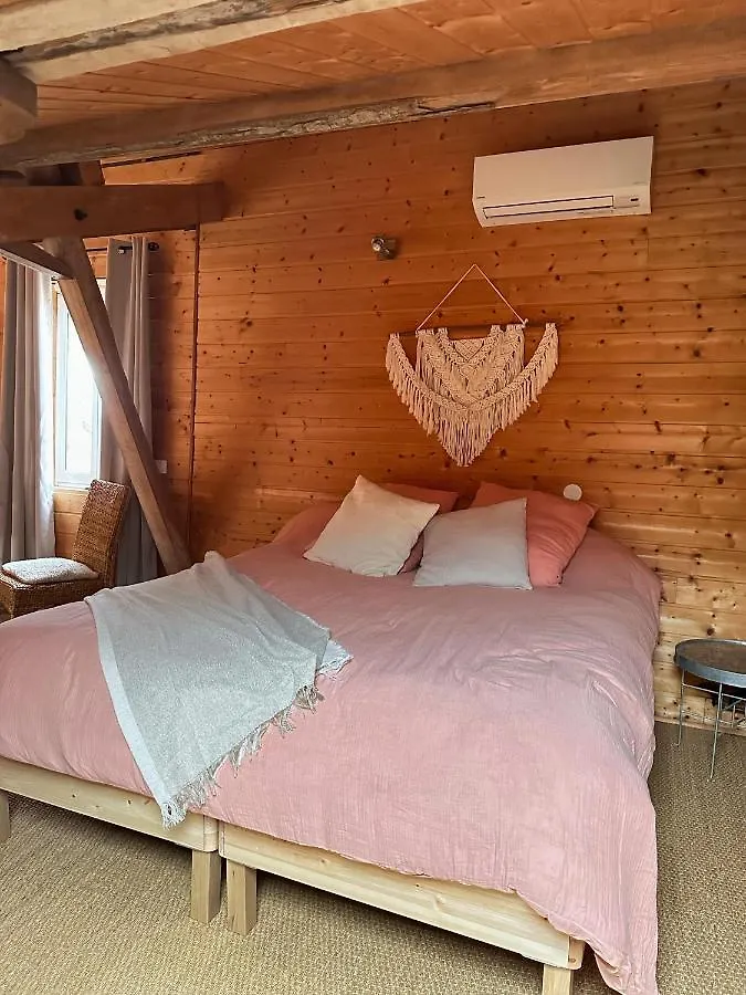 La Bourgeoise Bed & Breakfast Rieux
